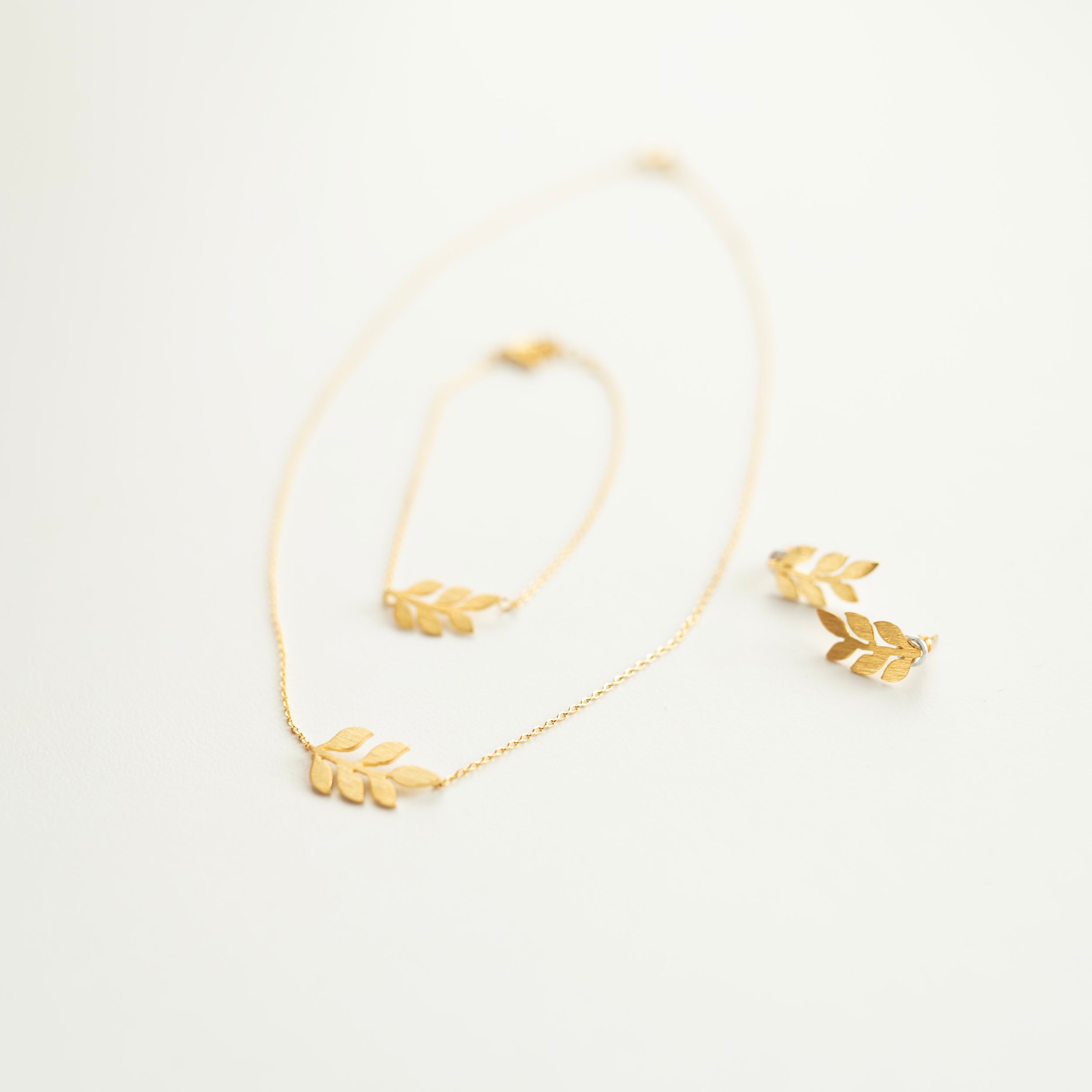 Breast Cancer Awareness Leaf Stud Earrings - Gold - NBCF