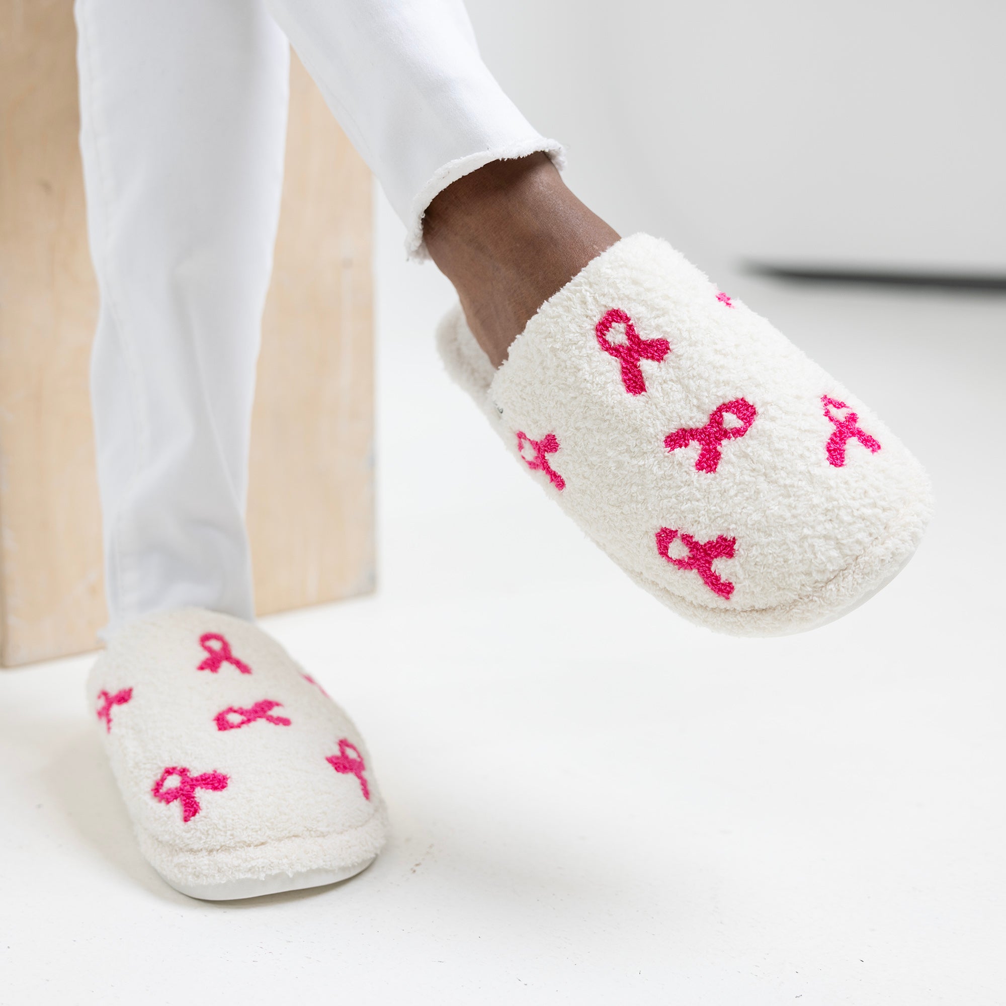 Pink Ribbon Fuzzy Slippers - White - NBCF